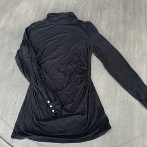 White House black market ruched side turtleneck sz S